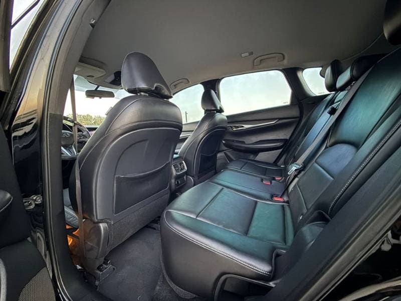 2021 Infiniti QX50 thumbnail 8