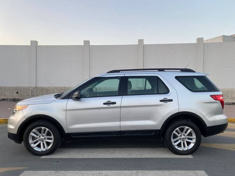 2014 Ford Explorer thumbnail 3