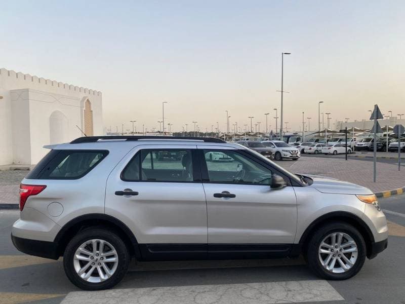 2014 Ford Explorer thumbnail 4