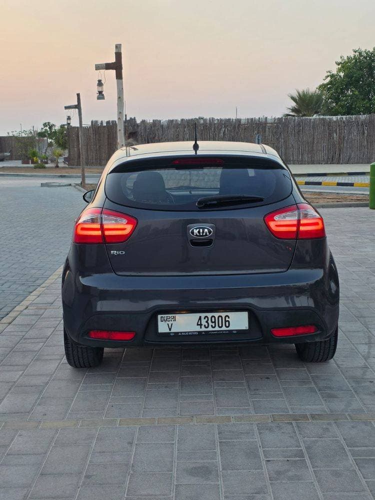 2014 Kia Rio thumbnail 4