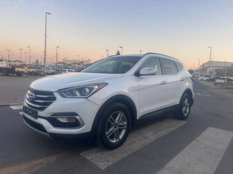 2018 Hyundai Santa Fe thumbnail 2