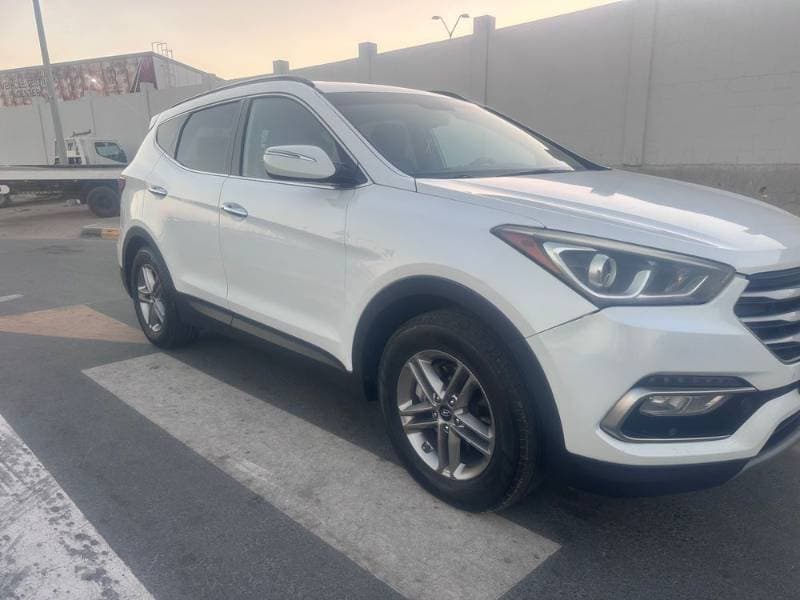 2018 Hyundai Santa Fe thumbnail 5