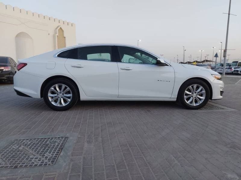 2020 Chevrolet Malibu thumbnail 3