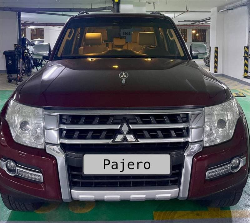 2016 Mitsubishi Pajero thumbnail 2