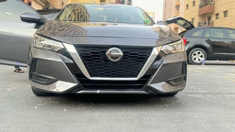 2020 Nissan Sentra thumbnail 2