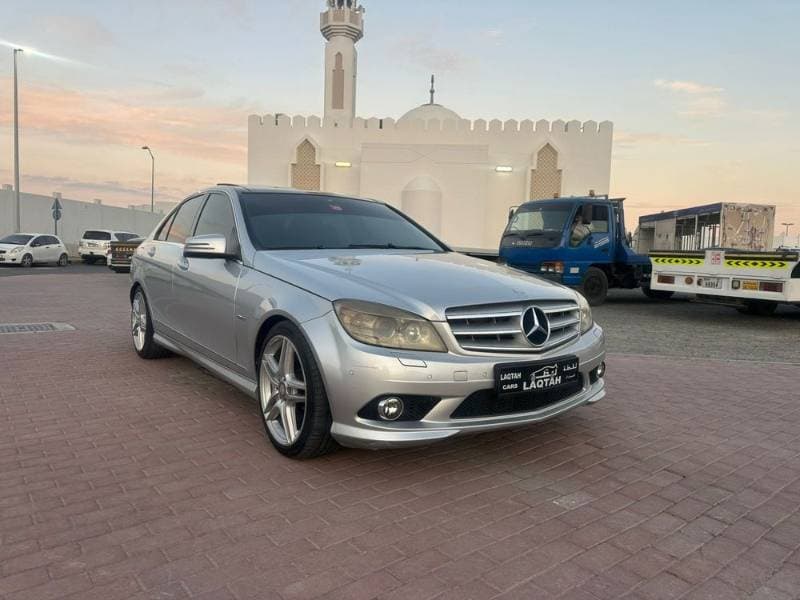 2010 Mercedes-Benz C-Class thumbnail 7