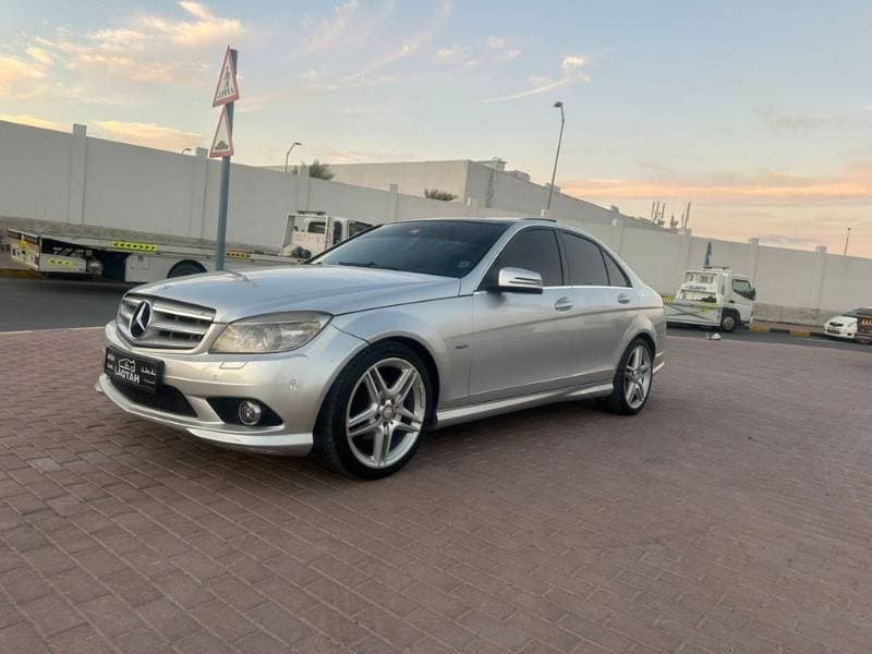 2010 Mercedes-Benz C-Class thumbnail 8