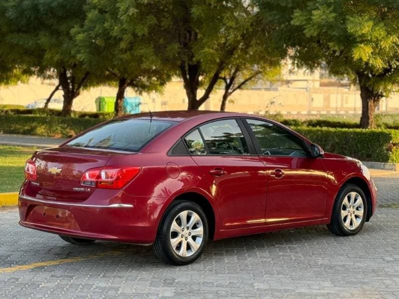 2016 Chevrolet Cruze thumbnail 6