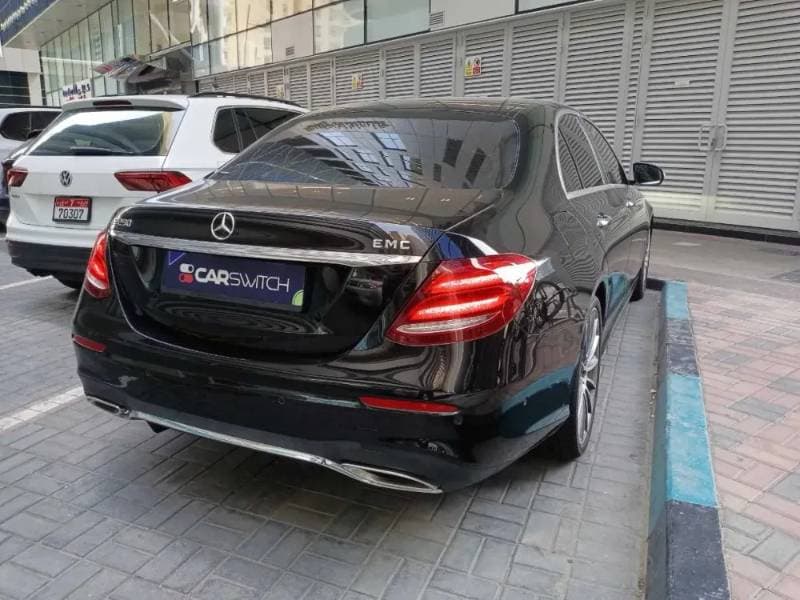 2019 Mercedes-Benz E-Class Saloon thumbnail 5