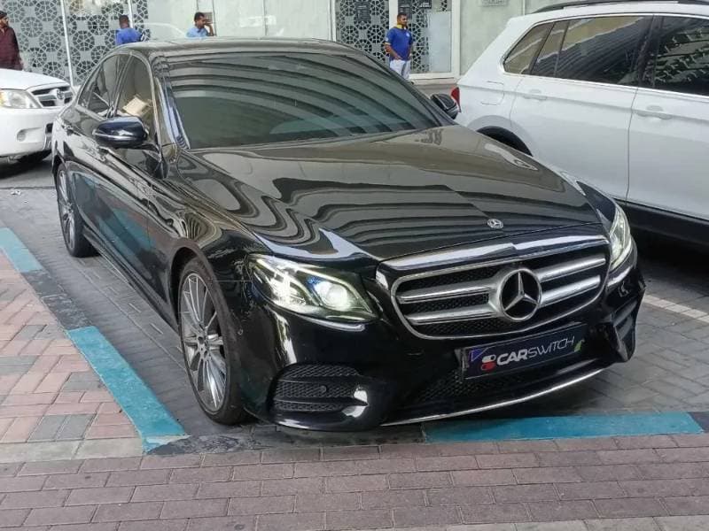 2019 Mercedes-Benz E-Class Saloon thumbnail 3