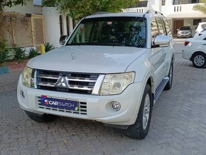 2014 Mitsubishi Pajero