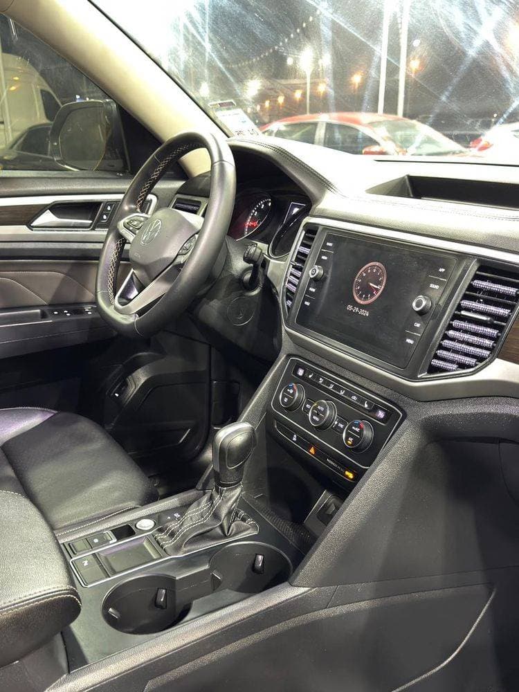 2021 Volkswagen Atlas thumbnail 8