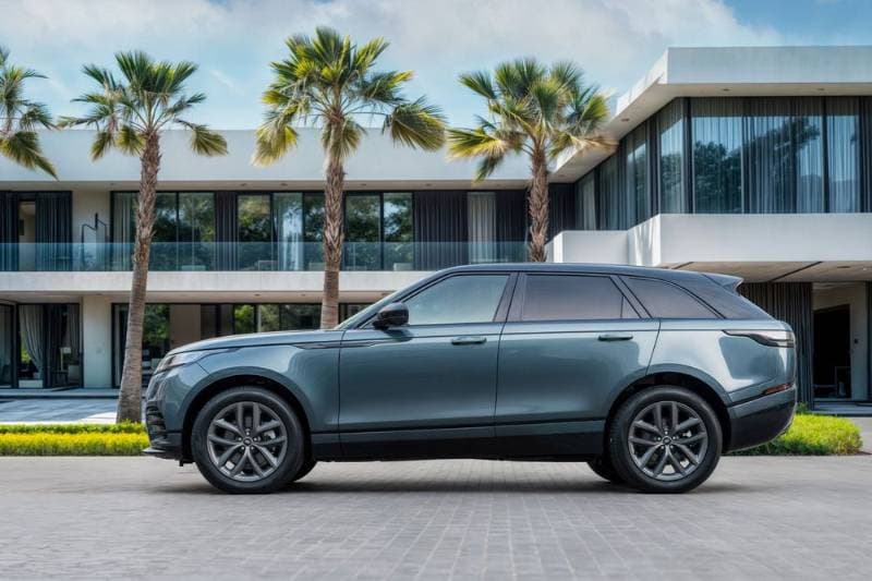 2026 Land Rover Range Rover Velar thumbnail 2