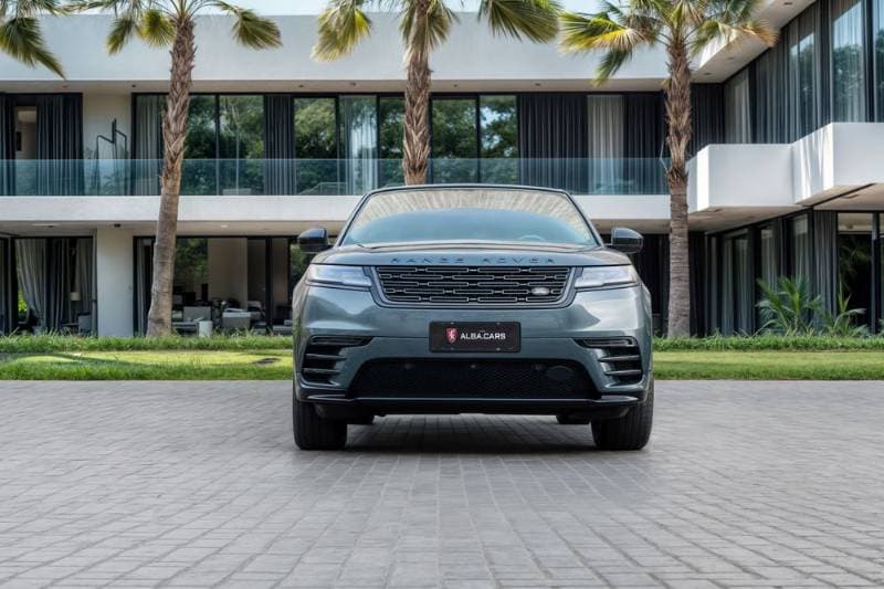 2026 Land Rover Range Rover Velar thumbnail 4