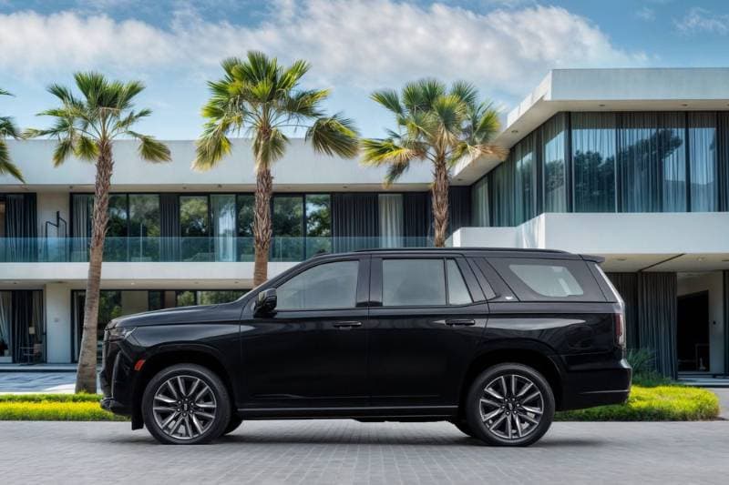 2023 Cadillac ESCALADE thumbnail 2