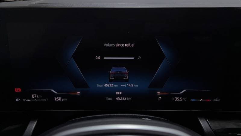 2024 BMW 5 Series thumbnail 8