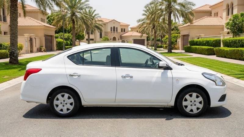 2024 Nissan Sunny thumbnail 2