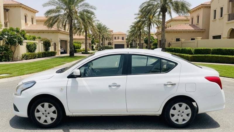 2024 Nissan Sunny thumbnail 4