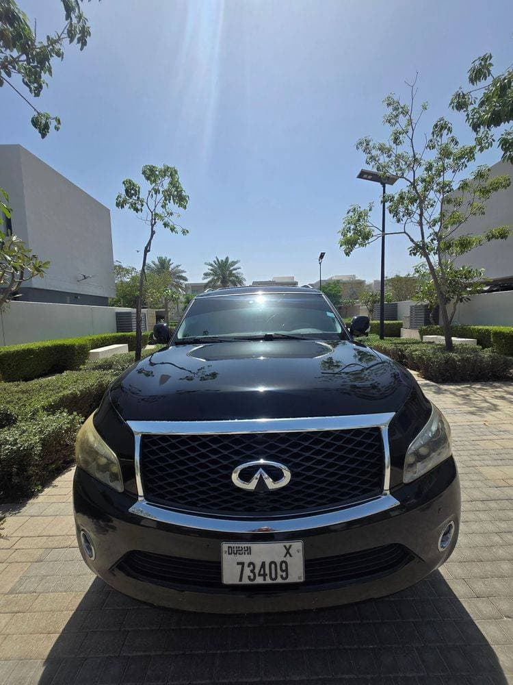 2012 Infiniti QX56 thumbnail 2
