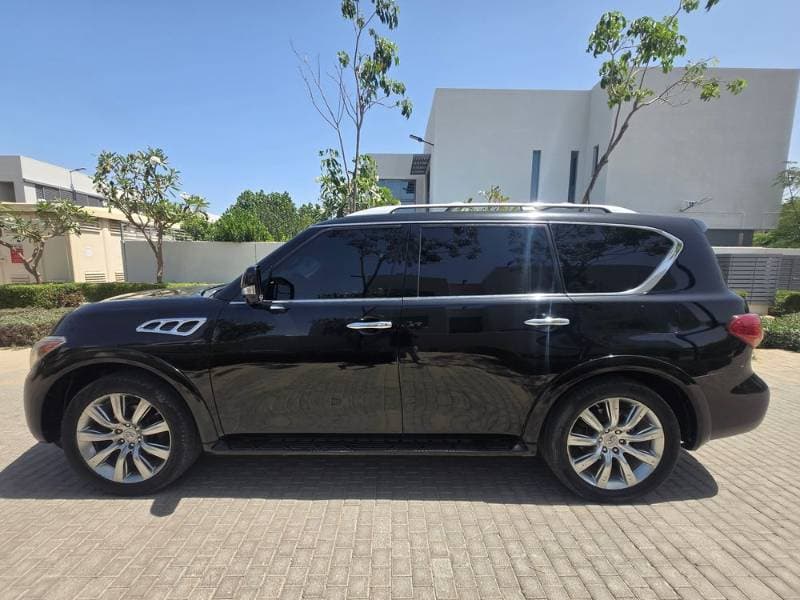 2012 Infiniti QX56 thumbnail 5
