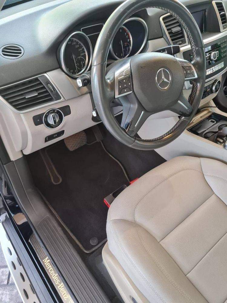 2013 Mercedes-Benz M-Class thumbnail 2