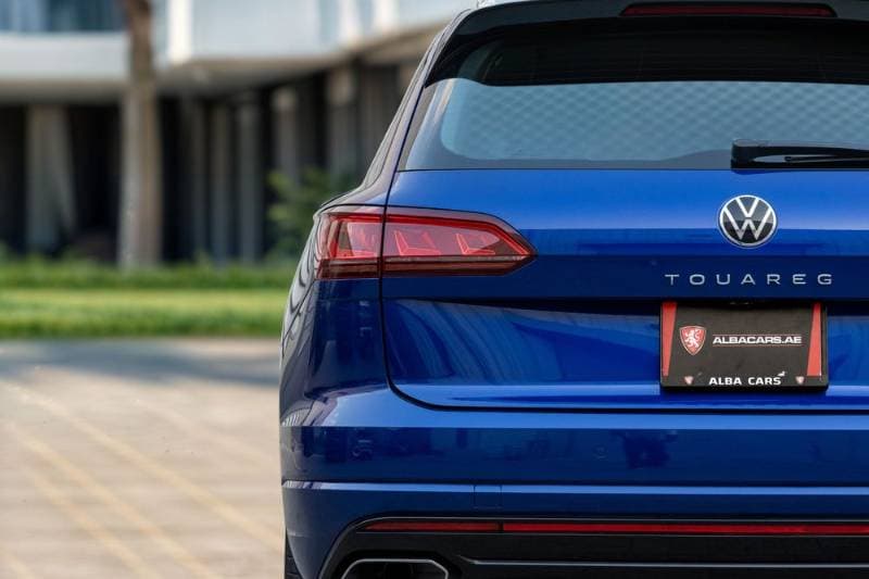 2021 Volkswagen Touareg thumbnail 6