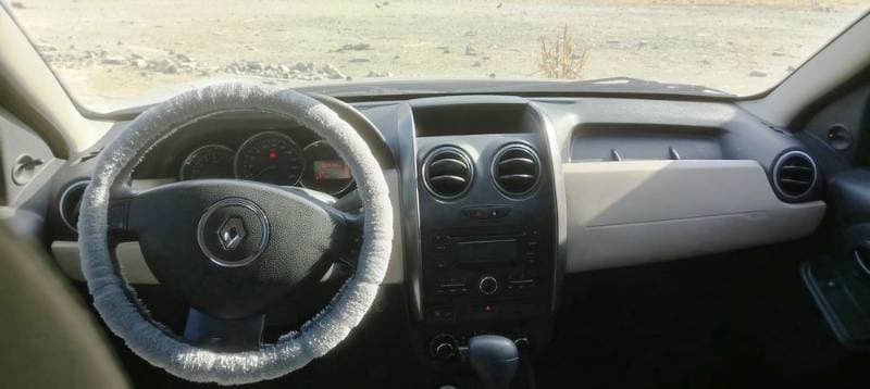 2017 Renault Duster thumbnail 5