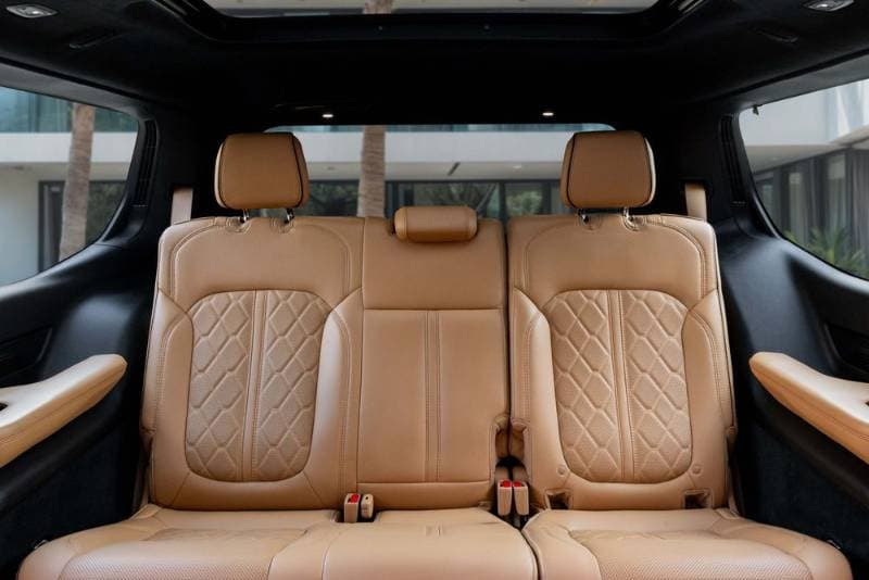 2023 Jeep Grand Wagoneer thumbnail 6