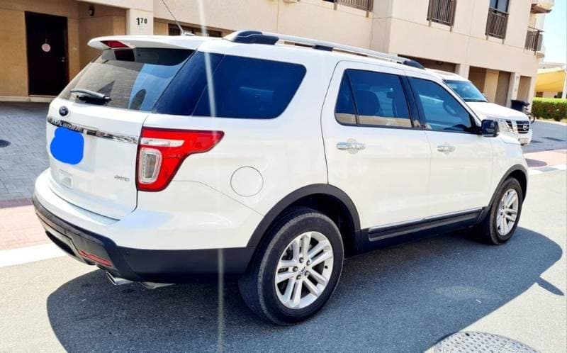 2014 Ford Explorer thumbnail 2
