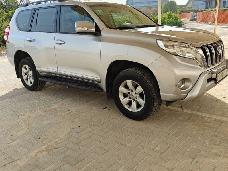 2015 Toyota Land Cruiser Prado thumbnail 2