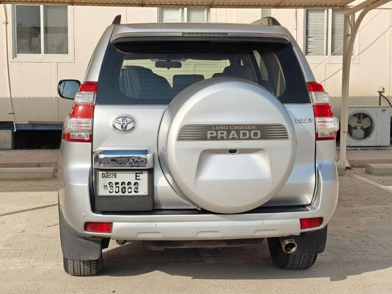 2015 Toyota Land Cruiser Prado thumbnail 3