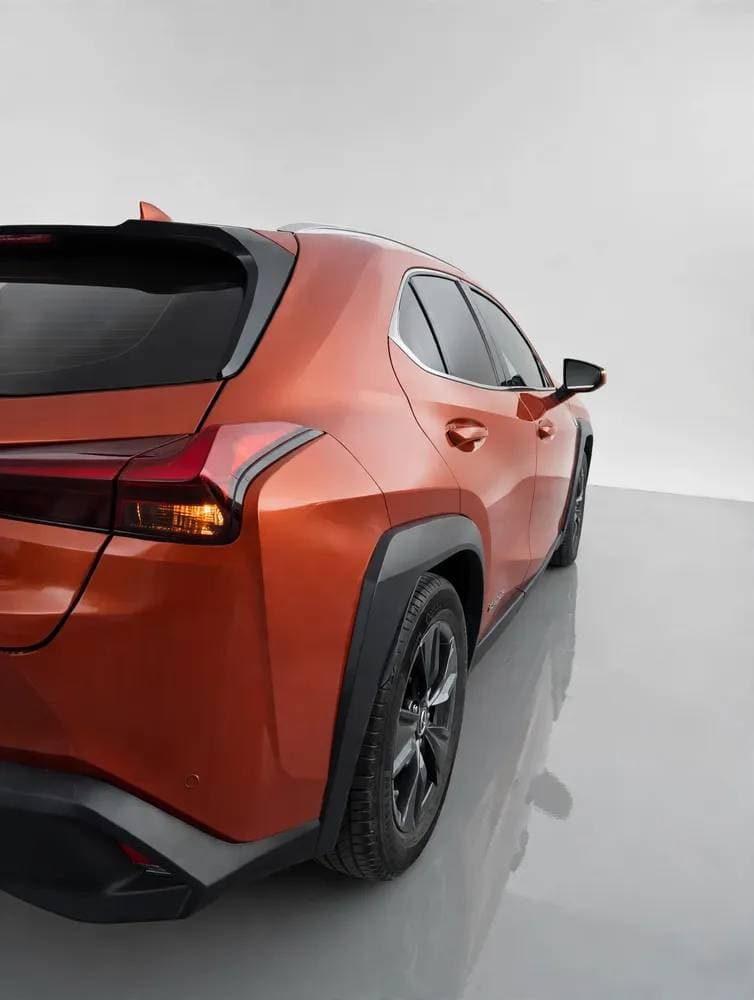 2023 Lexus UX 200 thumbnail 3
