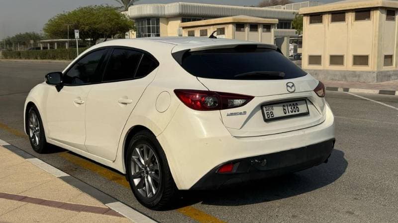 2015 Mazda 3 thumbnail 4