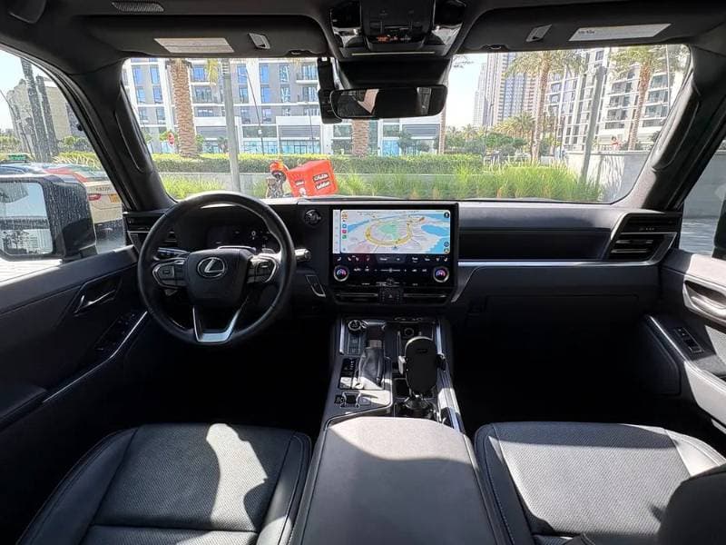 2024 Lexus GX-Series thumbnail 3
