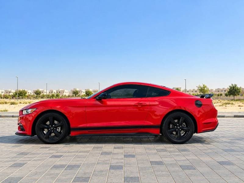 2017 Ford Mustang thumbnail 2