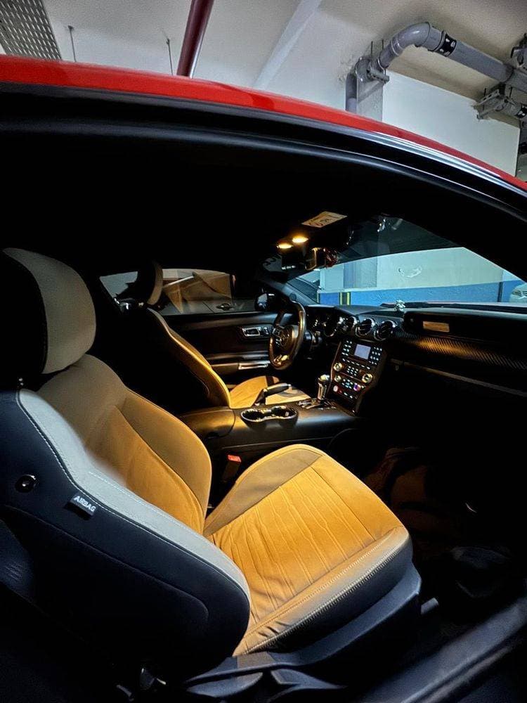 2017 Ford Mustang thumbnail 4