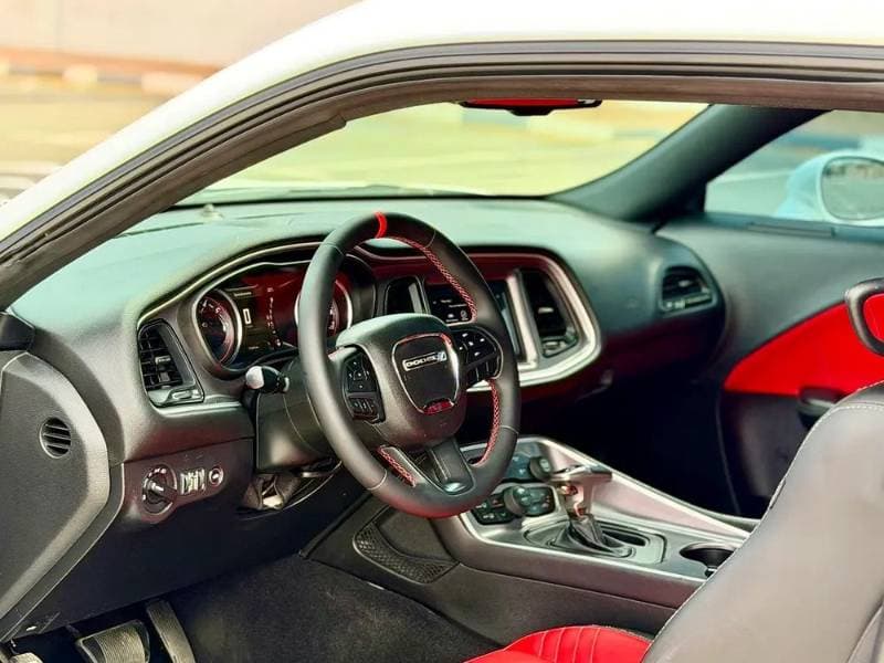 2019 Dodge Challenger thumbnail 2