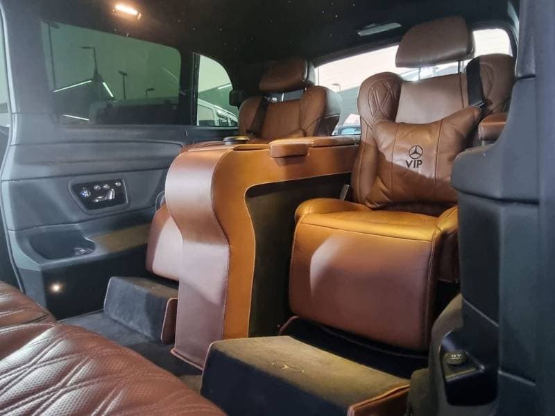 2018 Mercedes-Benz V Class thumbnail 5