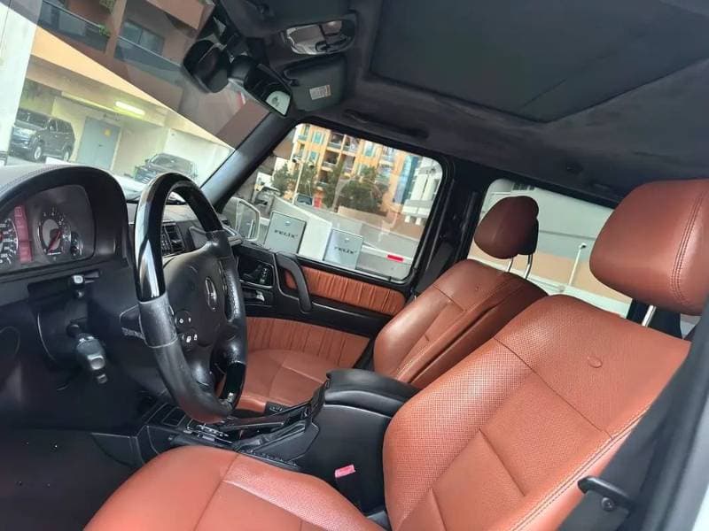 2012 Mercedes-Benz G-Class thumbnail 2