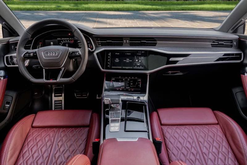2024 Audi S7 thumbnail 3