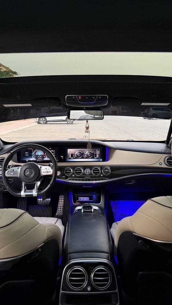2018 Mercedes-Benz S 63 AMG thumbnail 4