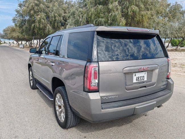 2019 GMC Yukon thumbnail 2