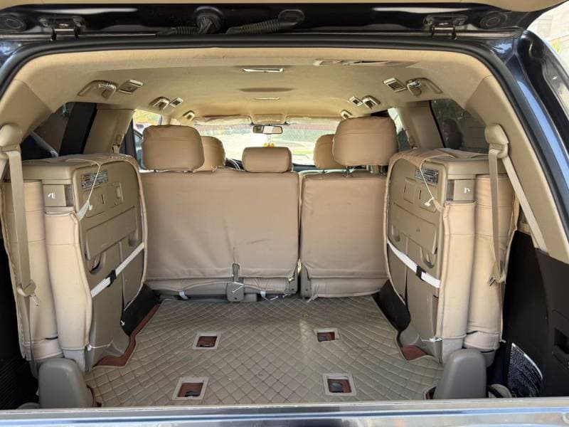 2011 Toyota Land Cruiser thumbnail 5