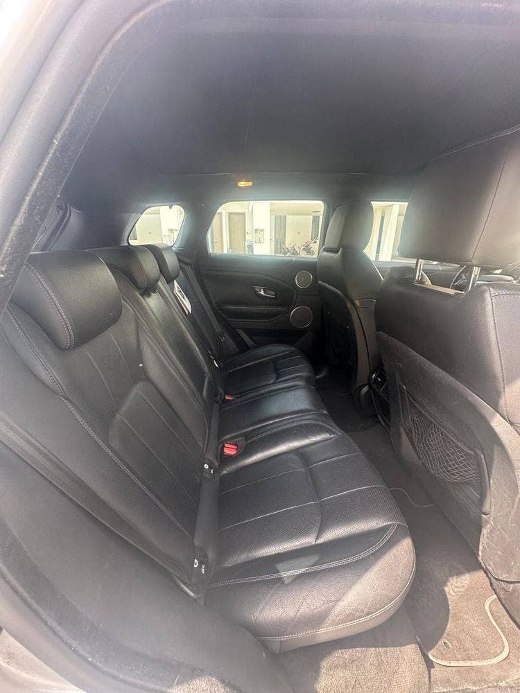 2019 Land Rover Range Rover Evoque thumbnail 3