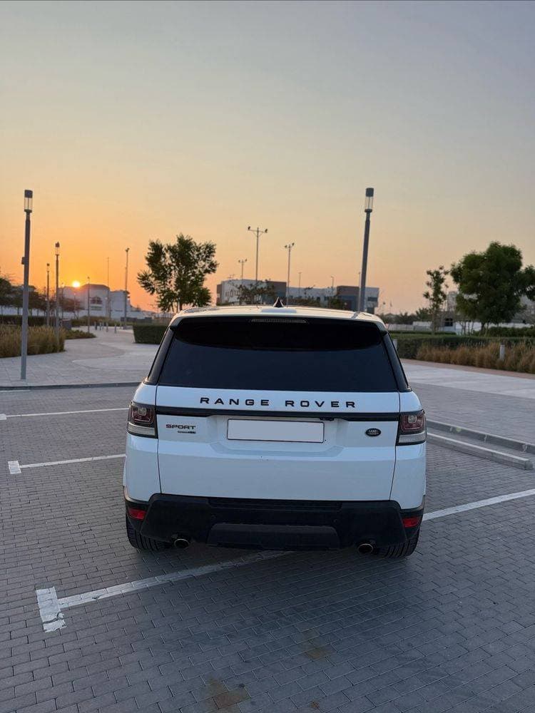 2017 Land Rover Range Rover Sport thumbnail 3
