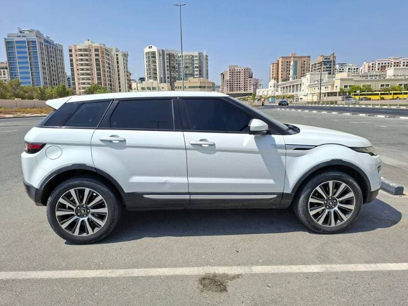 2016 Land Rover Range Rover Evoque thumbnail 2