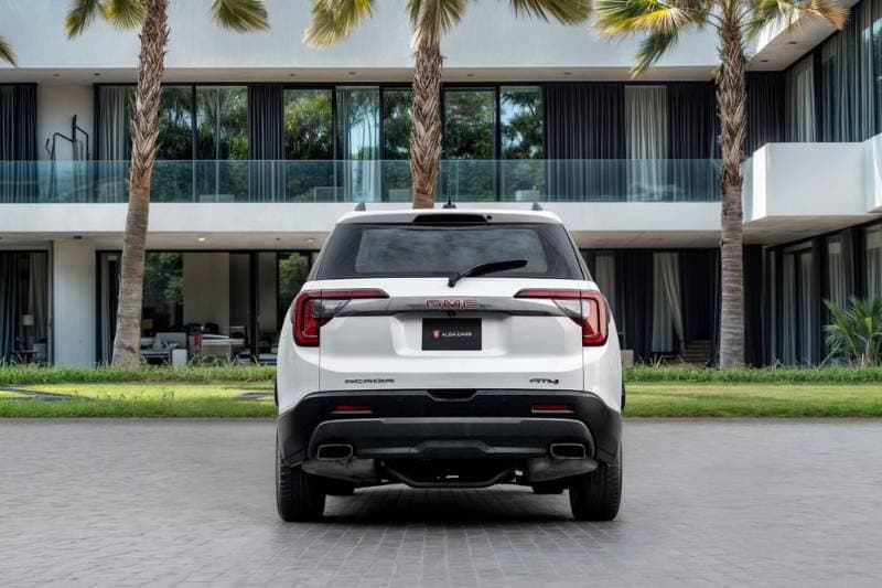 2023 GMC Acadia thumbnail 5