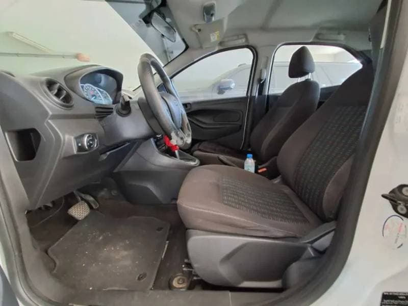 2016 Ford Figo thumbnail 7