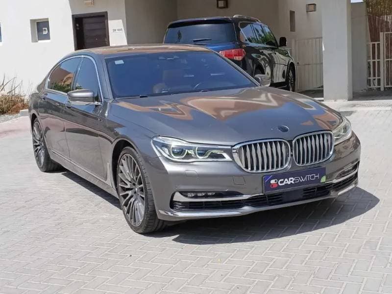 2017 BMW 7 Series thumbnail 3