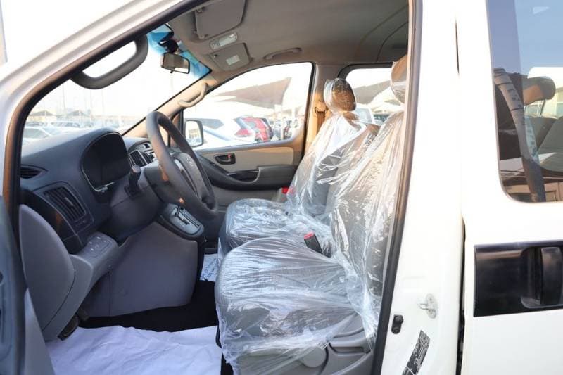 2020 Hyundai H1 thumbnail 8